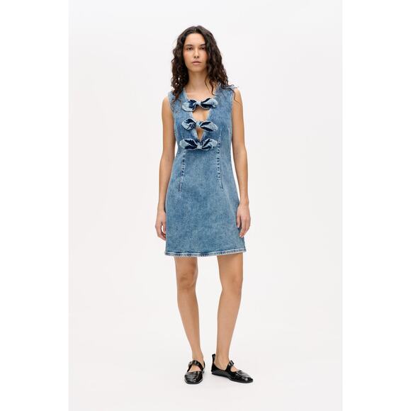 NWT ANTHROPOLOGIE Baum und Pferdgarten Ajki Bow Denim Mini Dress $249 SIZE 8 - Picture 5 of 9